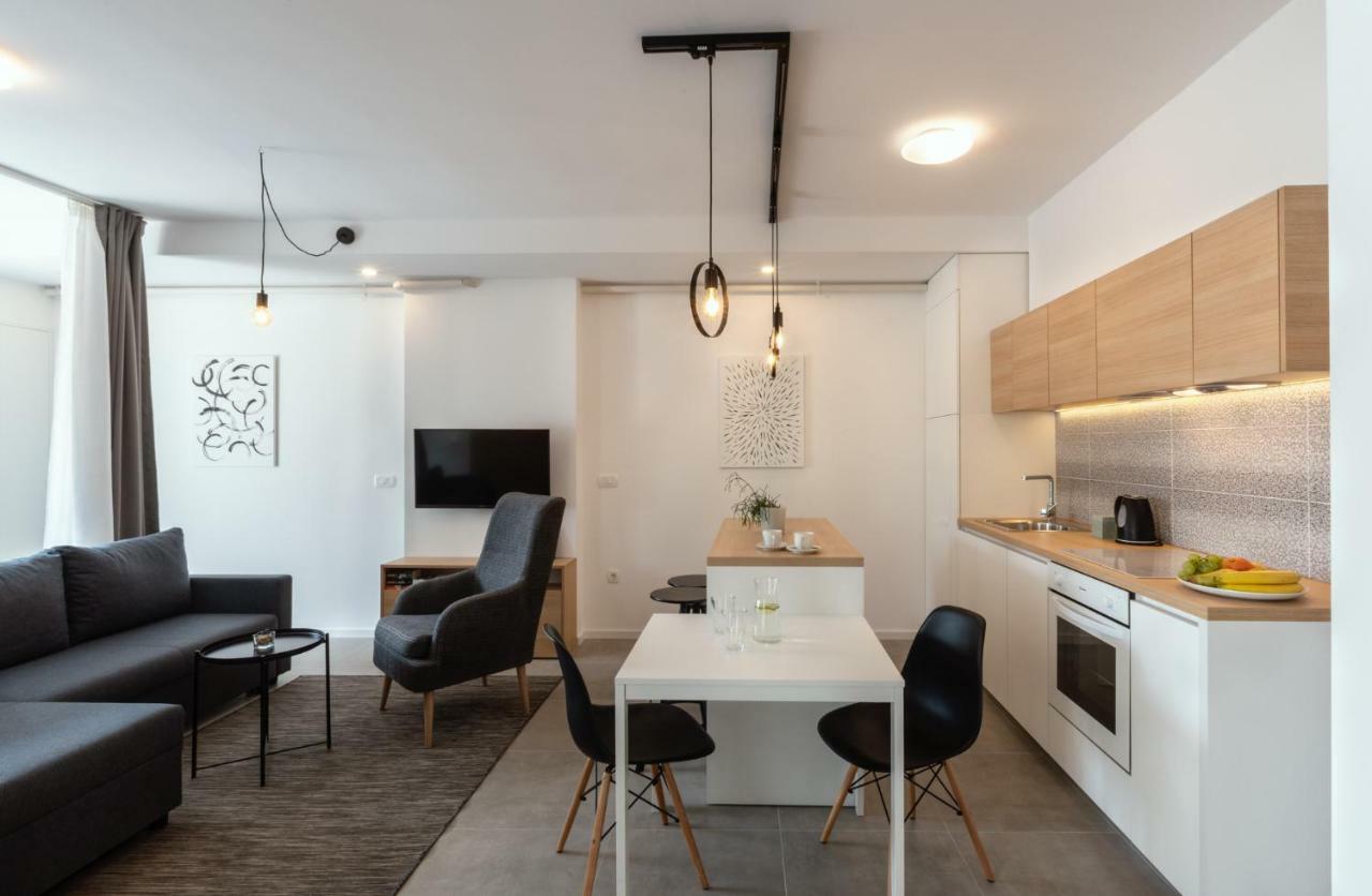 Apartment Profondo Pula Bagian luar foto